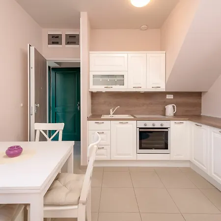 Ora Apartment