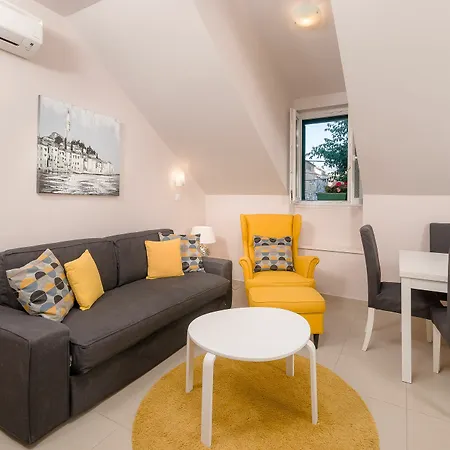 Apartment Ora Split