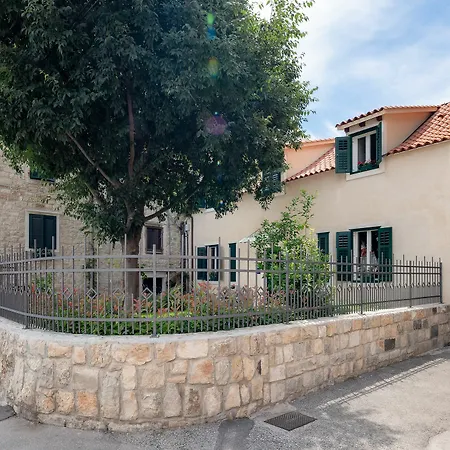 Apartment Ora Split