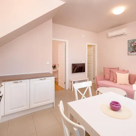 Ora Apartman Split